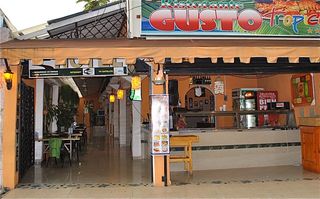 Hotel Gusto Tropical Restaurant